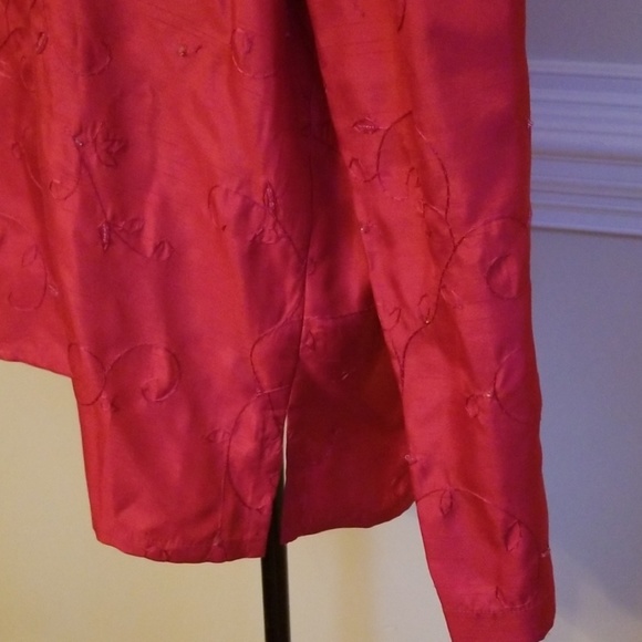 Fuschia Blouse - Picture 3 of 5